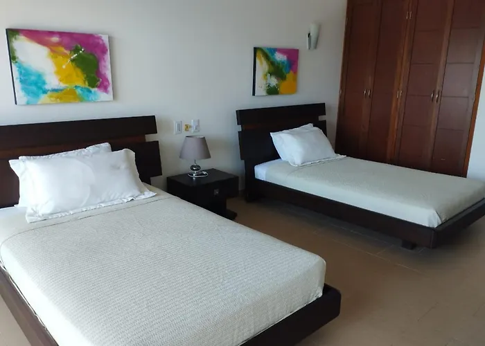Casa Arcoiris: Espectacular Casa En Cartagena Con Acceso Directo A La Playa