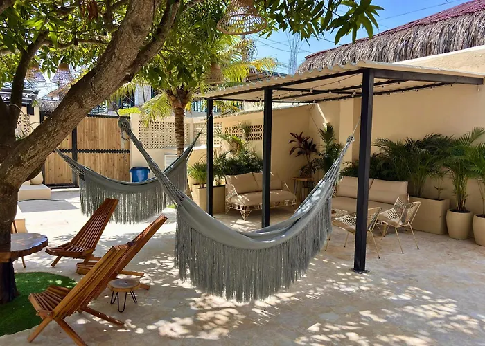 Villa 28 Huespedes Con Piscina Privada Y Playa